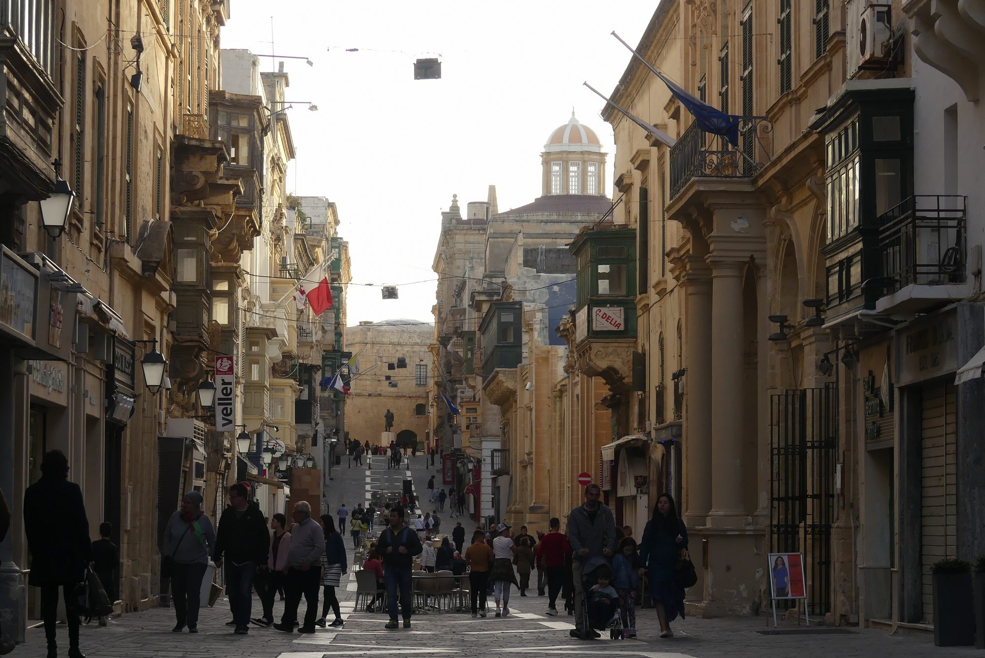 Straße in Valletta Malta