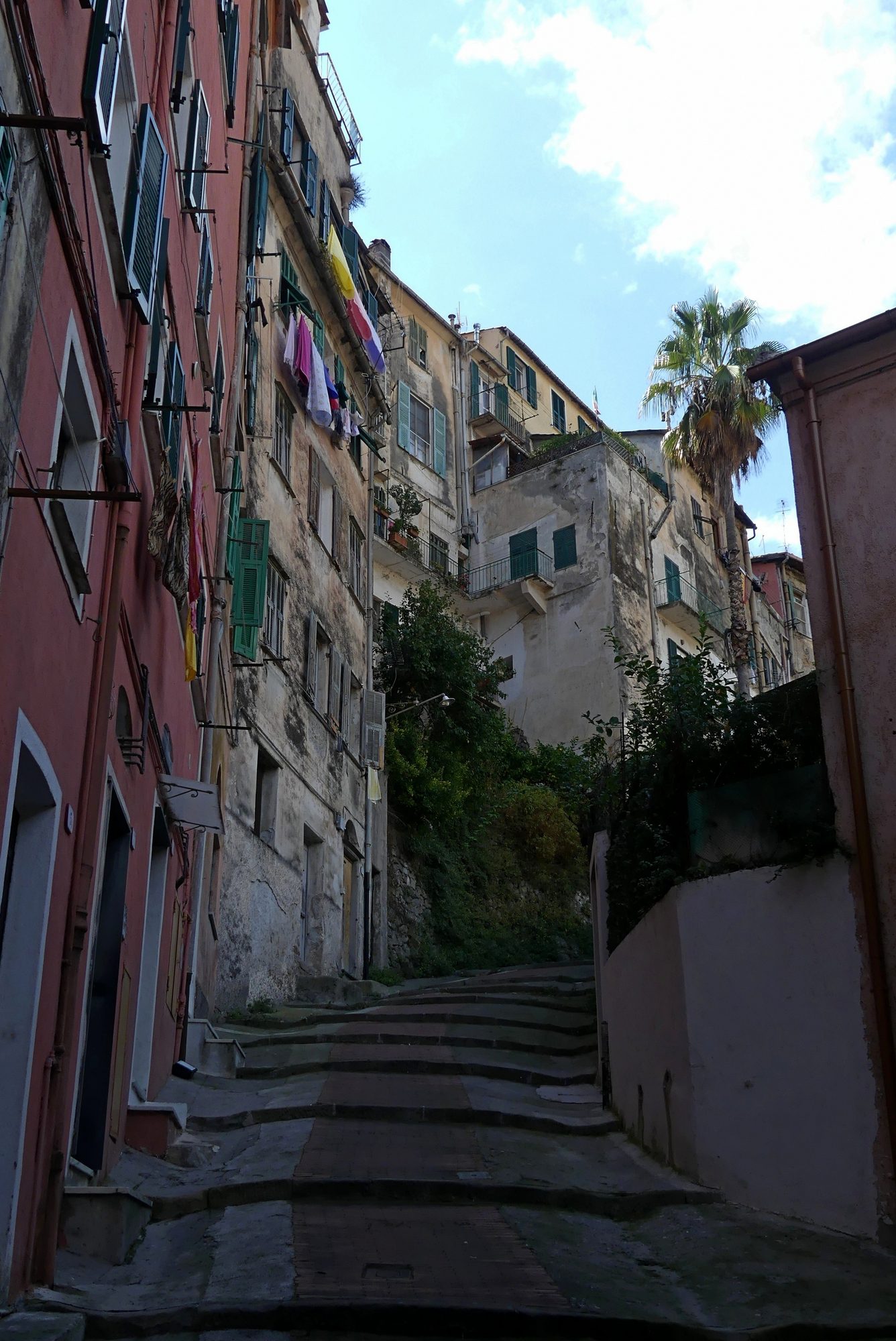 Treppe in die Altstadt von Ventimiglia
