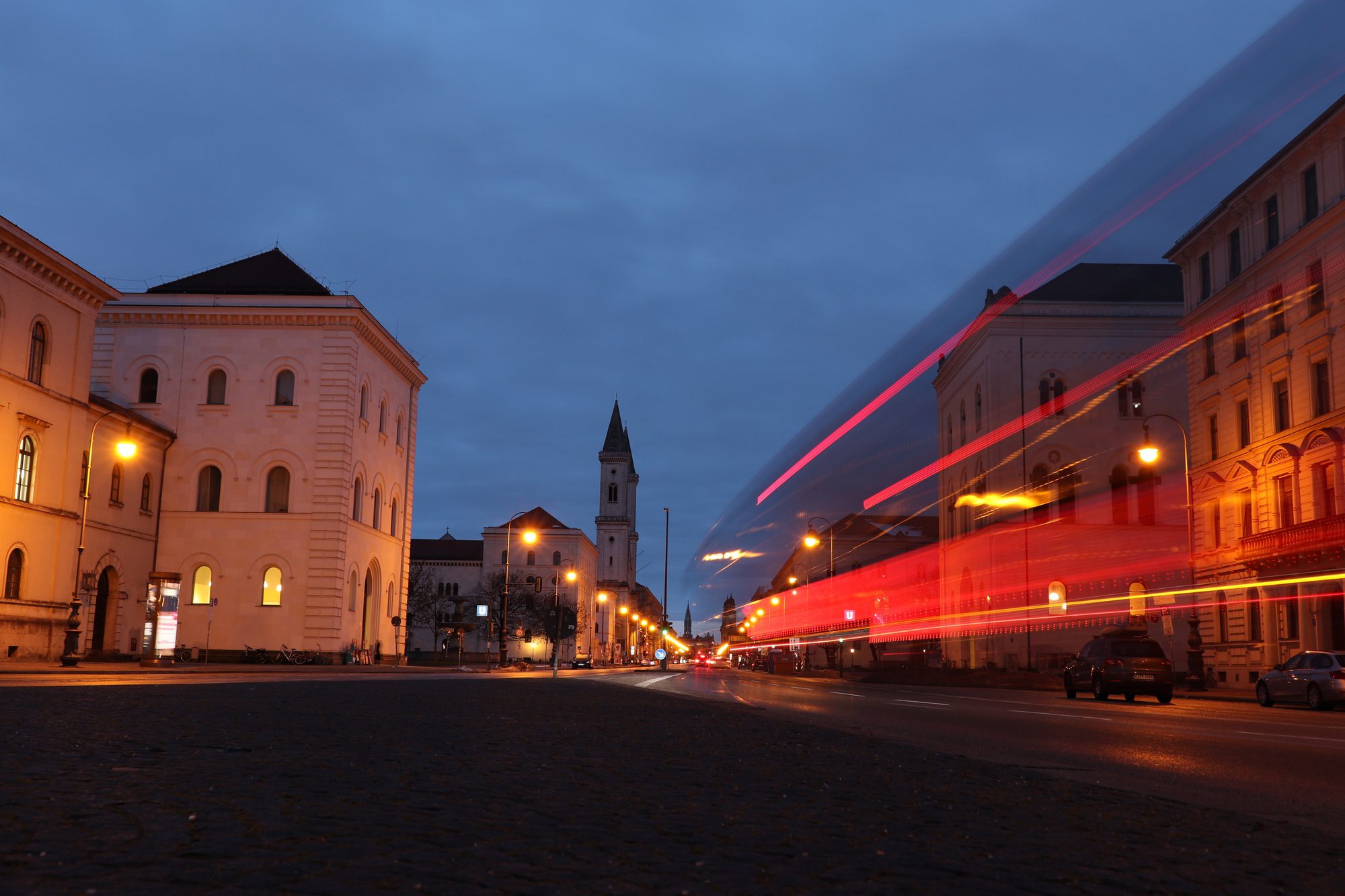 München Ludwigstraße Blaue Stunde JPEG