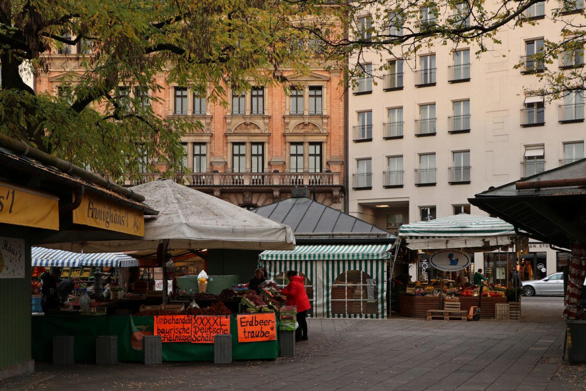 München Viktualienmarkt im Herbst