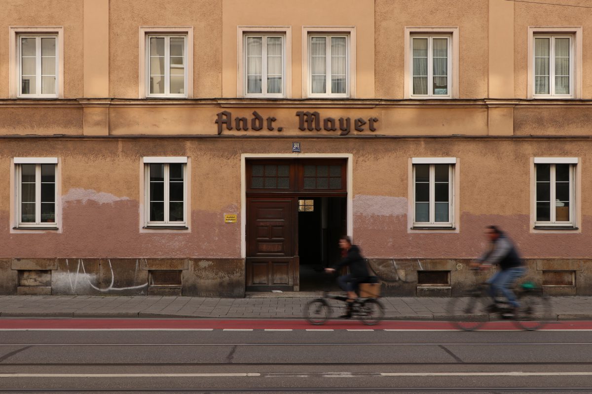 Fassade in der Frauenhoferstraße in München