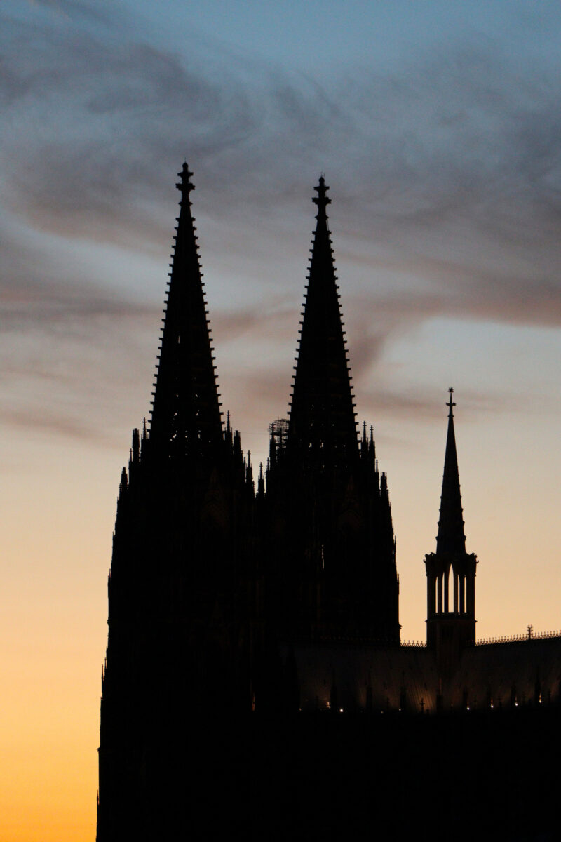 Kölner Dom Silhouette Sonnenuntergang Abends