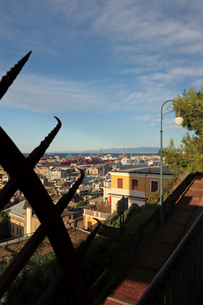 Genua Genova Ascensore di Castelletto Levante Panorama Ausblick Hafen Meer Altstadt Ligurien Italien Reisefotografie