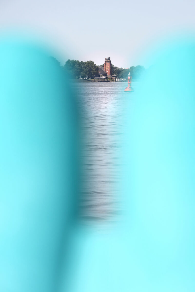 Hamburg Elbe Övelgönne Finkenwerder Lotsenhaus Seemannshöft Fernglas