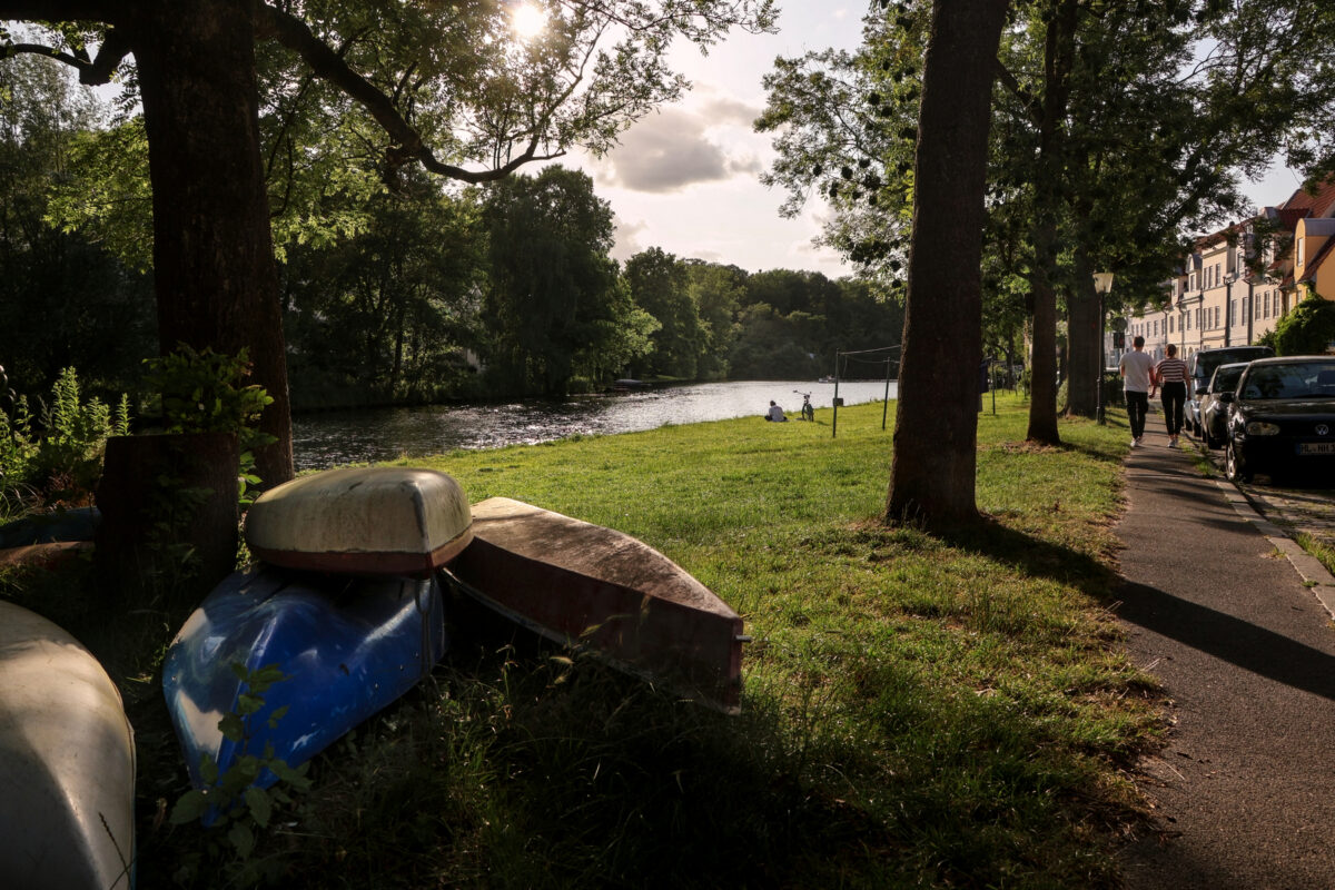 Lübeck Trave an der Obertrave Sommer