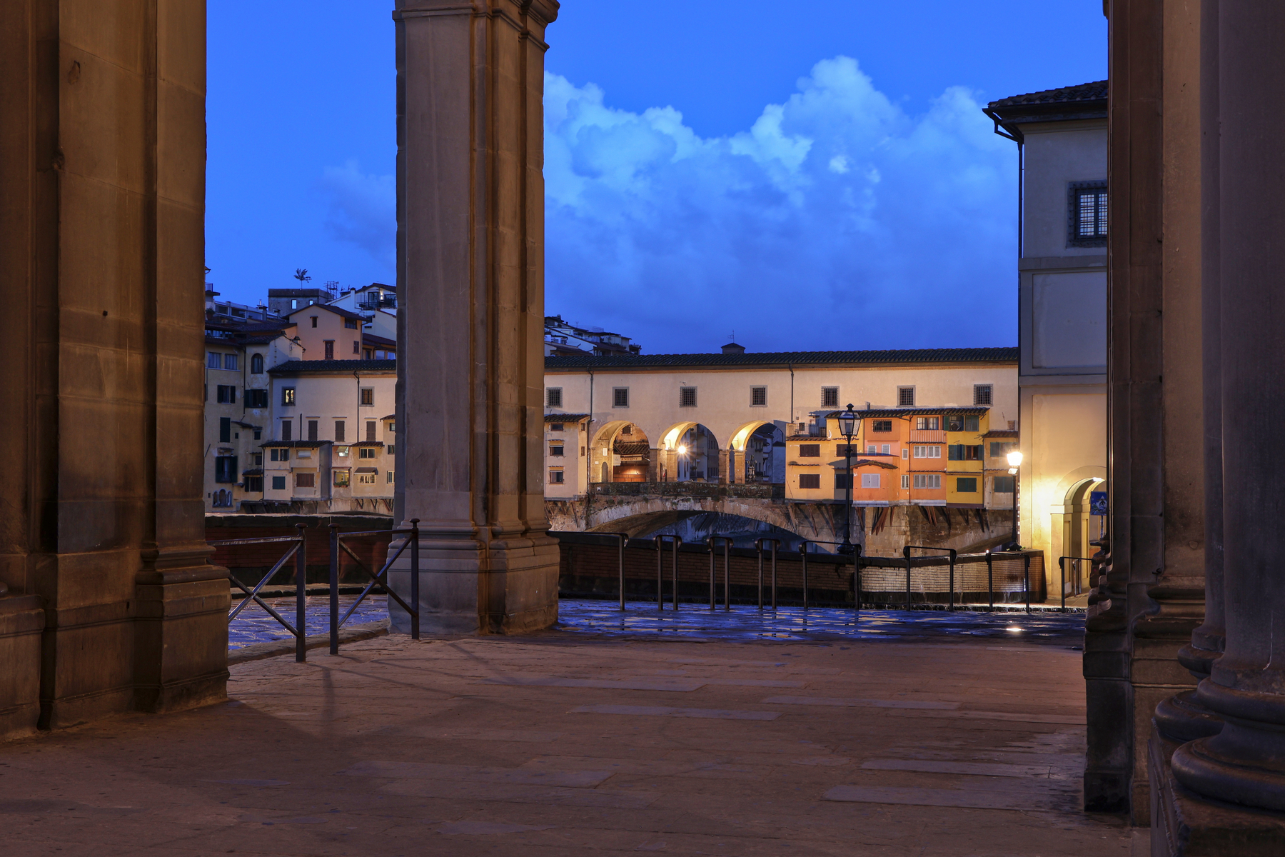 Florenz Ponte Vecchio Uffizien Lungarno Blaue Stunde Morgens