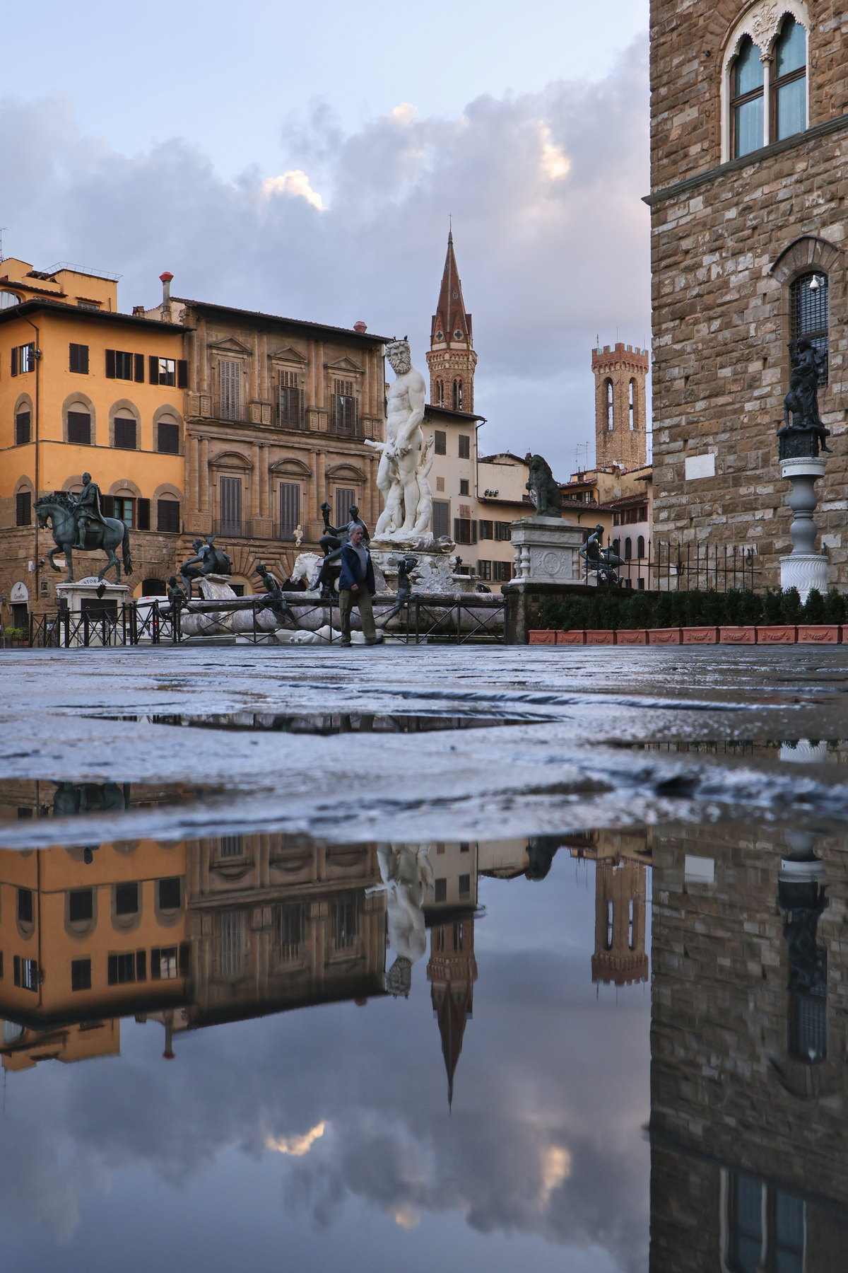 Florenz Piazza della Signoria Morgenstimmung Sonnenaufgang Spiegelung Neptunbrunnen