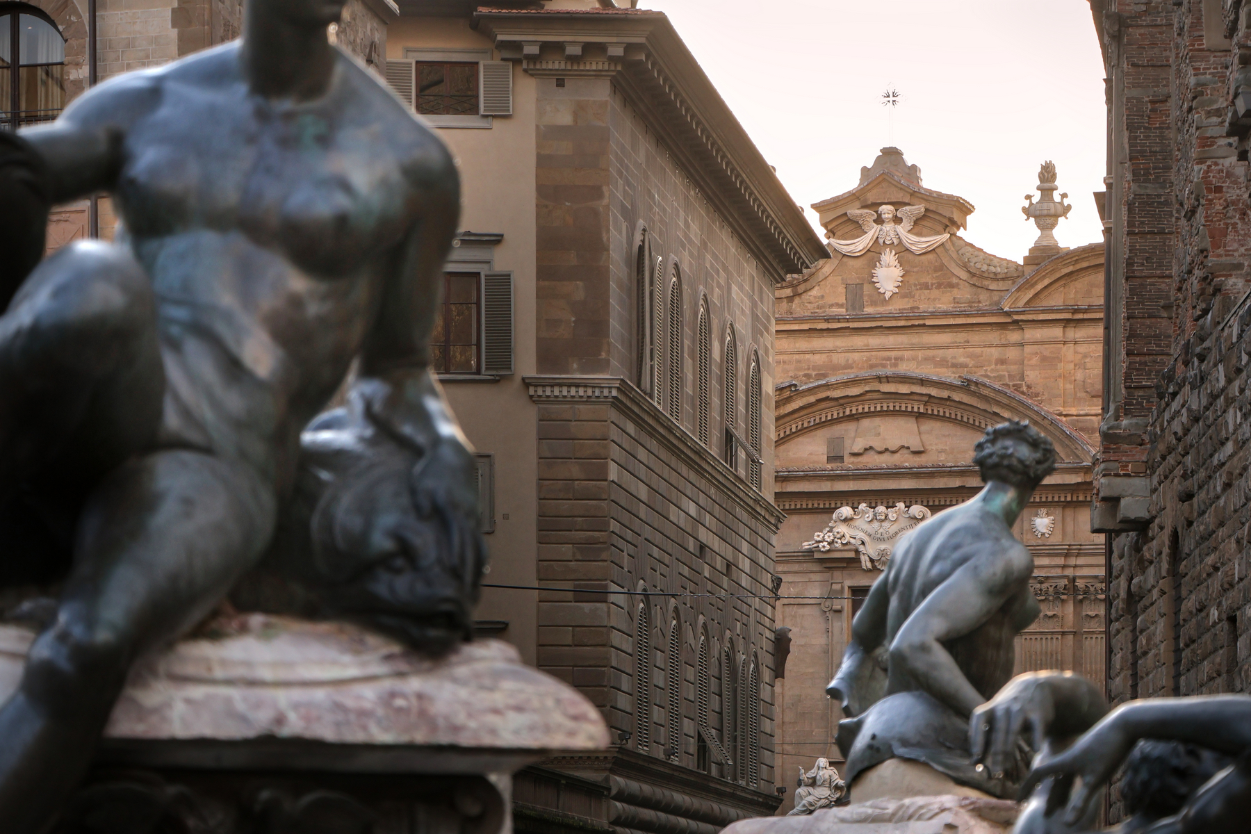 Florenz Neptunbrunnen Statuen Morgenlicht Goldene Stunde