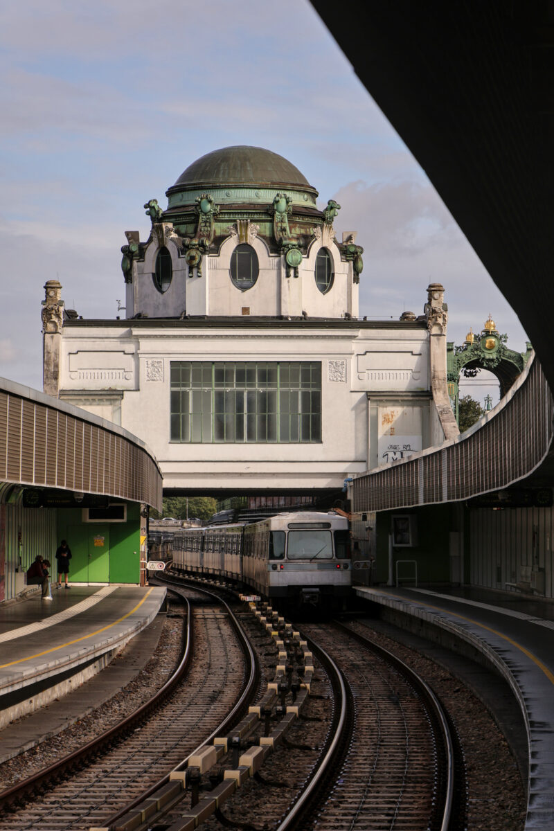 Wien Hietzing U-Bahn Station U4