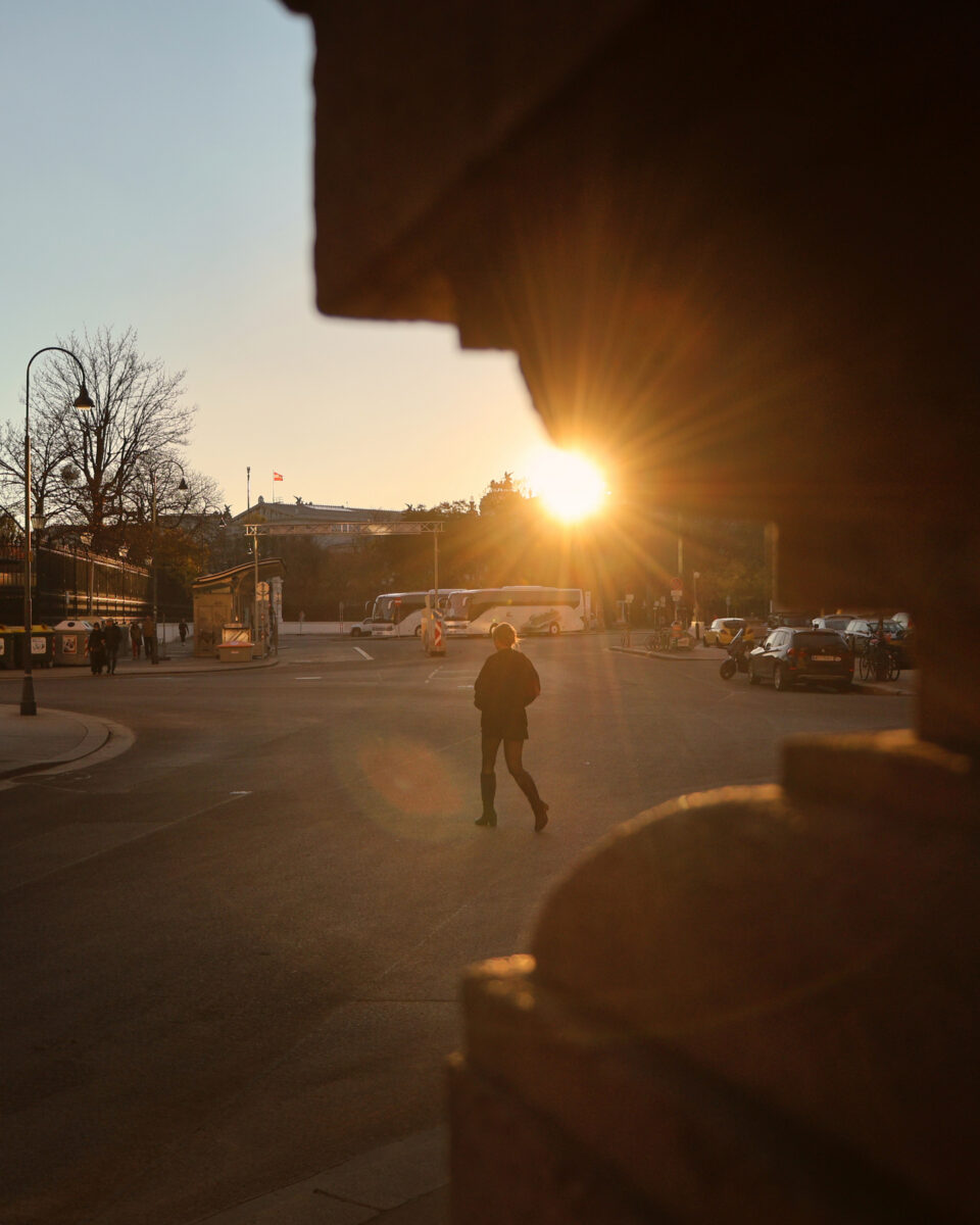 Wien Innere Stadt Goldene Stunde Gegenlicht Streetfotografie