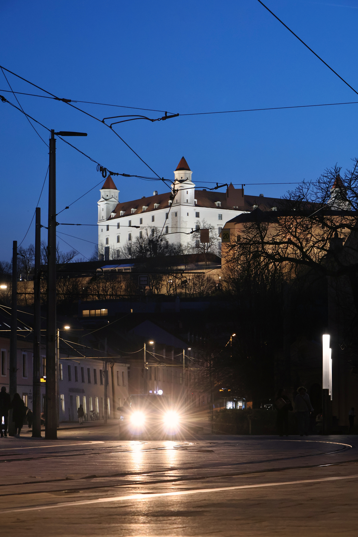 Bratislava Burg Blaue Stunde Abends