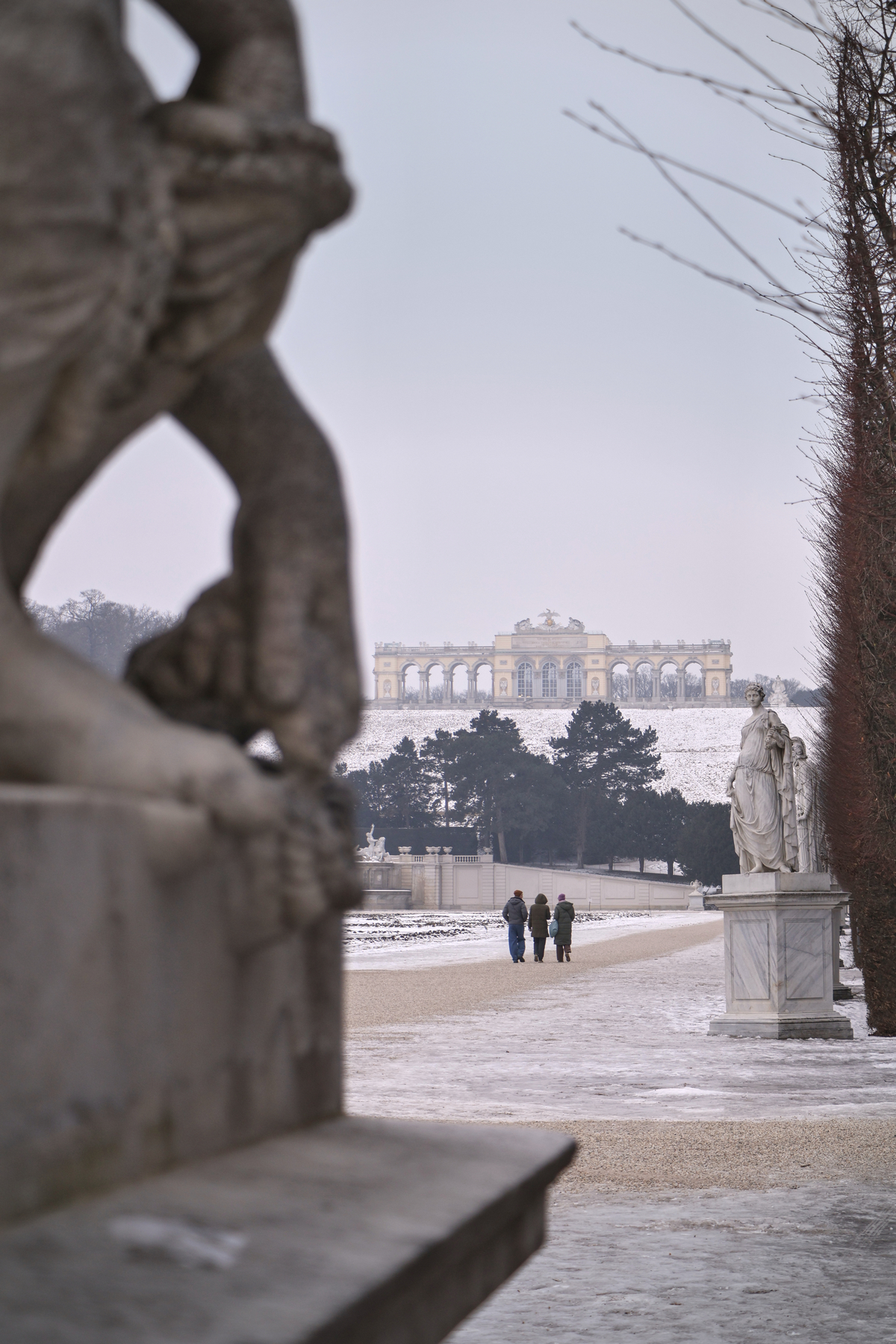Wien Schloss Schönbrunn Park Gloriette Winter Schnee