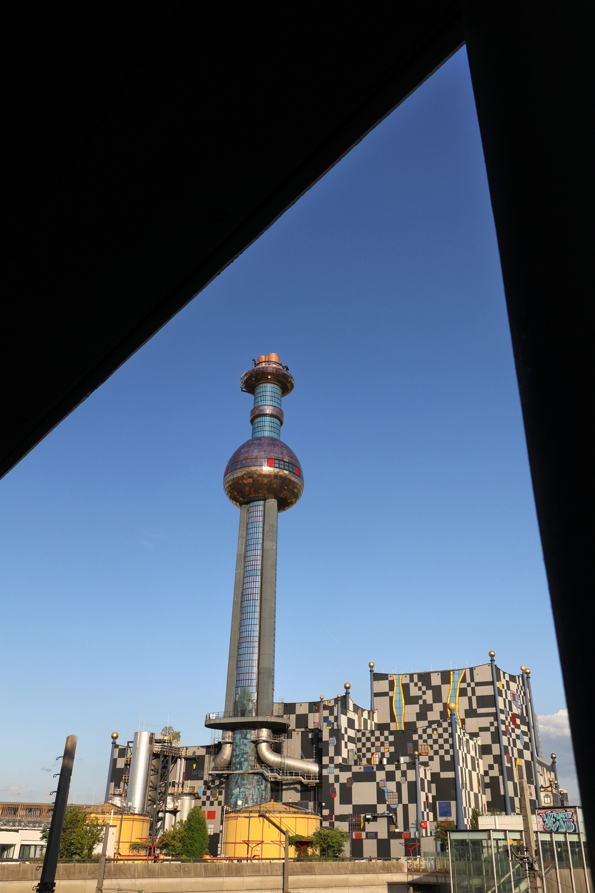 Wien Spittelau Hundertwasser-Müllverbrennungsanlage