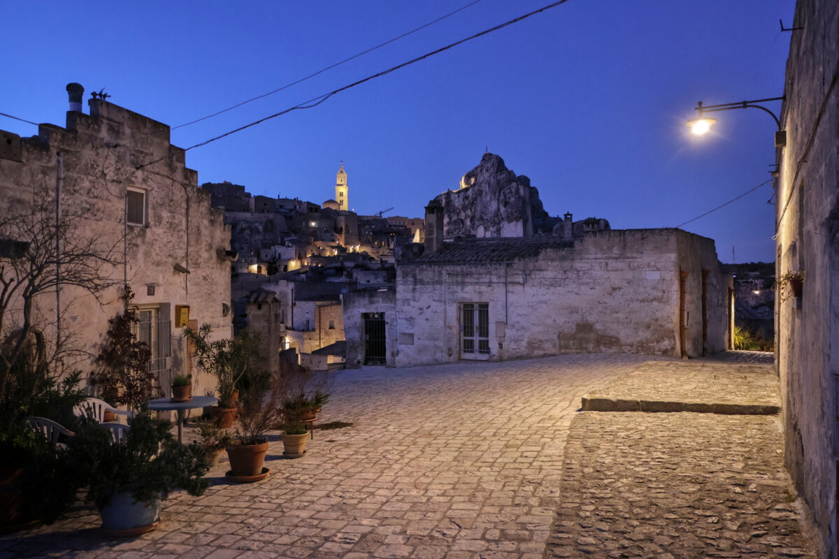 Sassi di Matera Sasso Caveoso zur Blauen Stunde